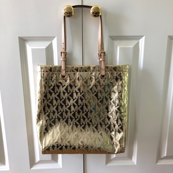 MICHAEL Michael Kors Handbags - ⭐️ MICHAEL Michael Kors Tote